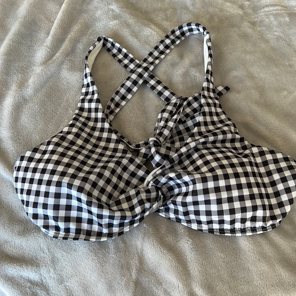EUC - Hollister bikini top